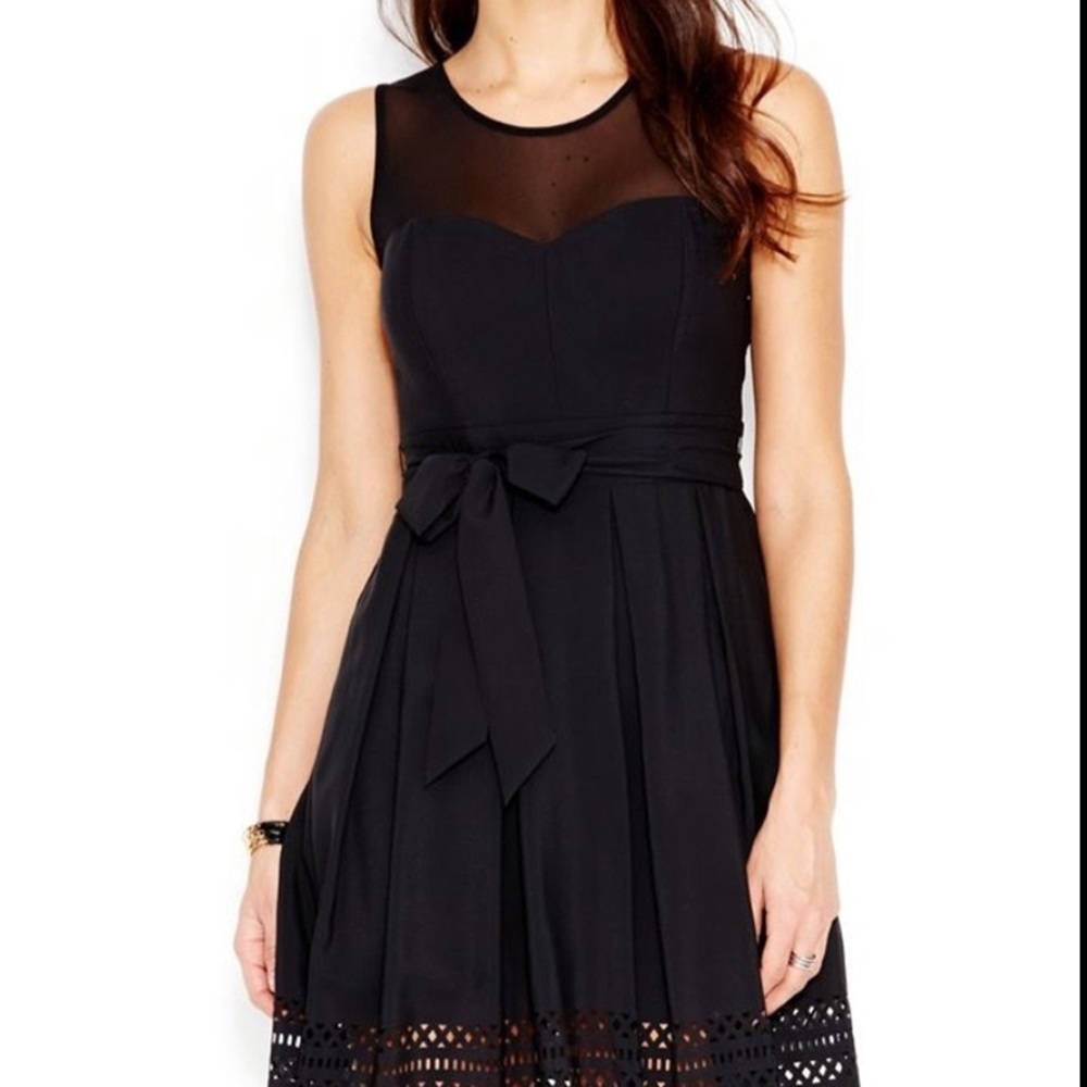 Guess Laser‎ Cut Illusion Panel Pleat Dress Black